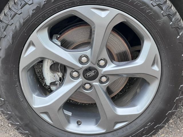 Certified 2024 Ford Escape ST-Line w/ Tech Pack #1 AWD/4WD image 7