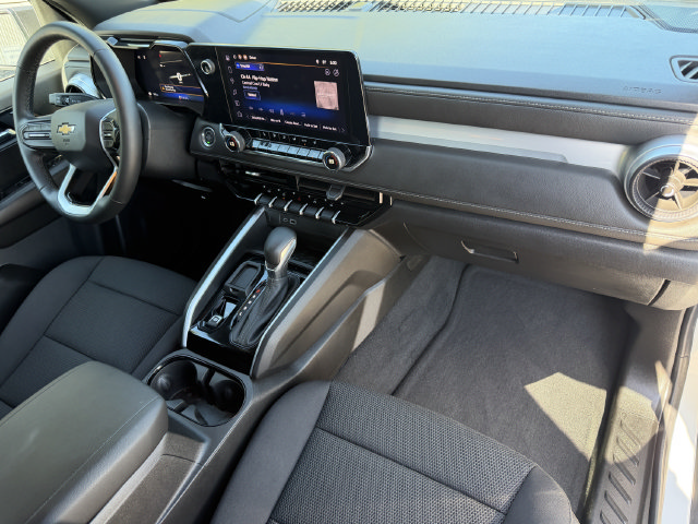 Used 2026 Chevrolet Colorado LT RWD image 22