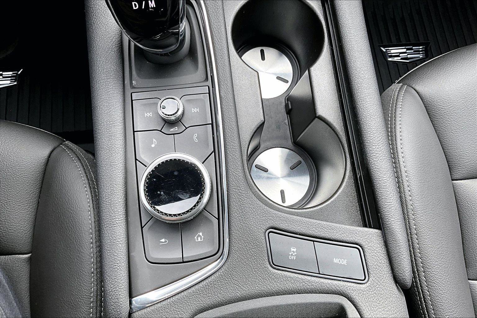 Used 2024 Cadillac XT5 Luxury w/ LPO, Floor Liner Package image 32