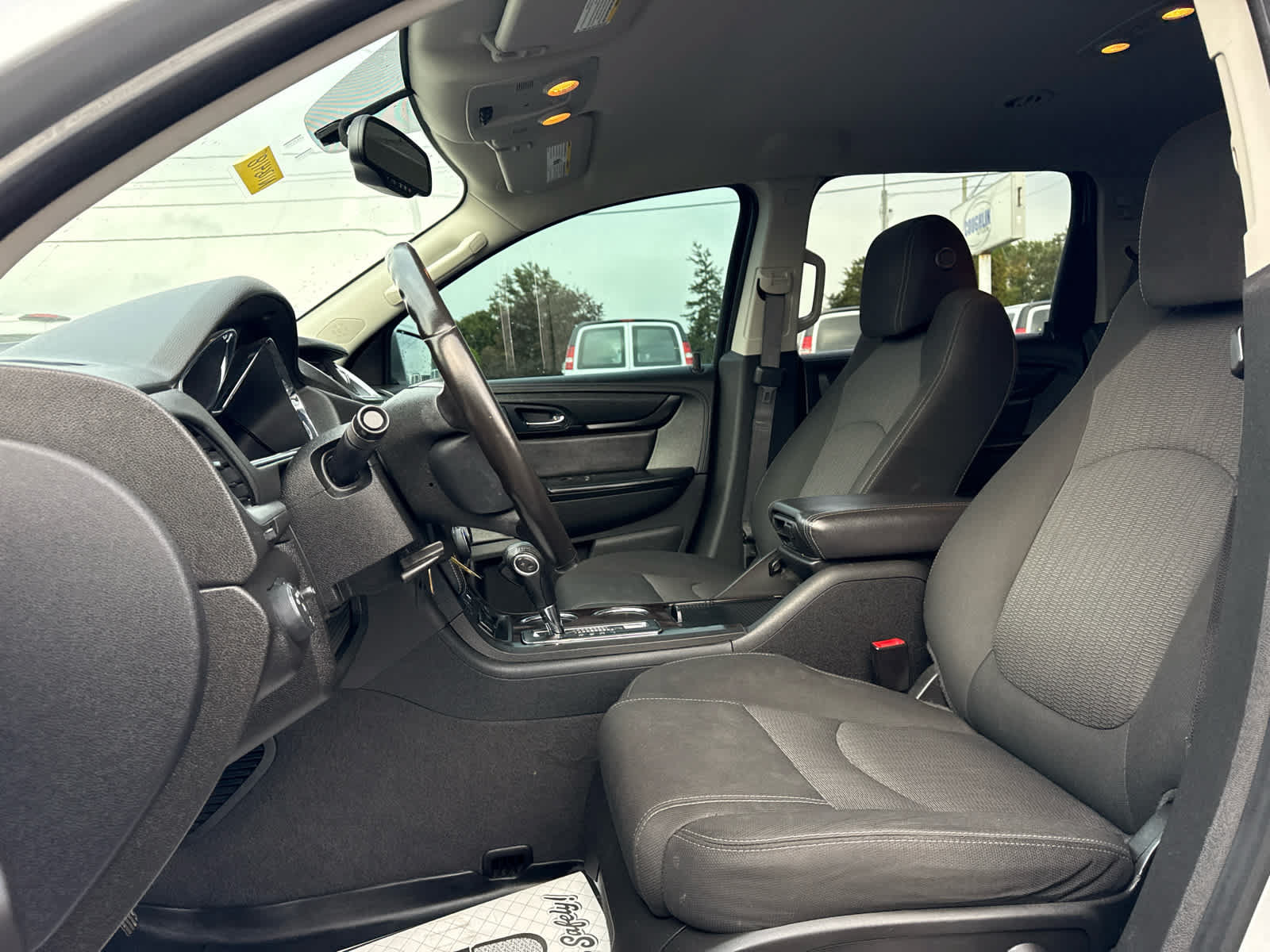 Used 2017 Chevrolet Traverse LT AWD/4WD image 11