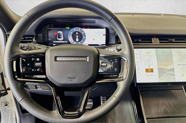 Used 2024 Land Rover Range Rover Evoque Dynamic SE AWD/4WD image 11