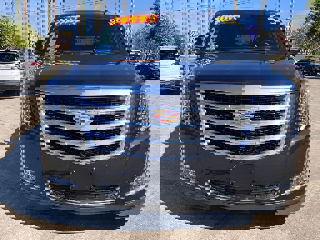 Used 2019 Cadillac Escalade ESV Premium Luxury image 8