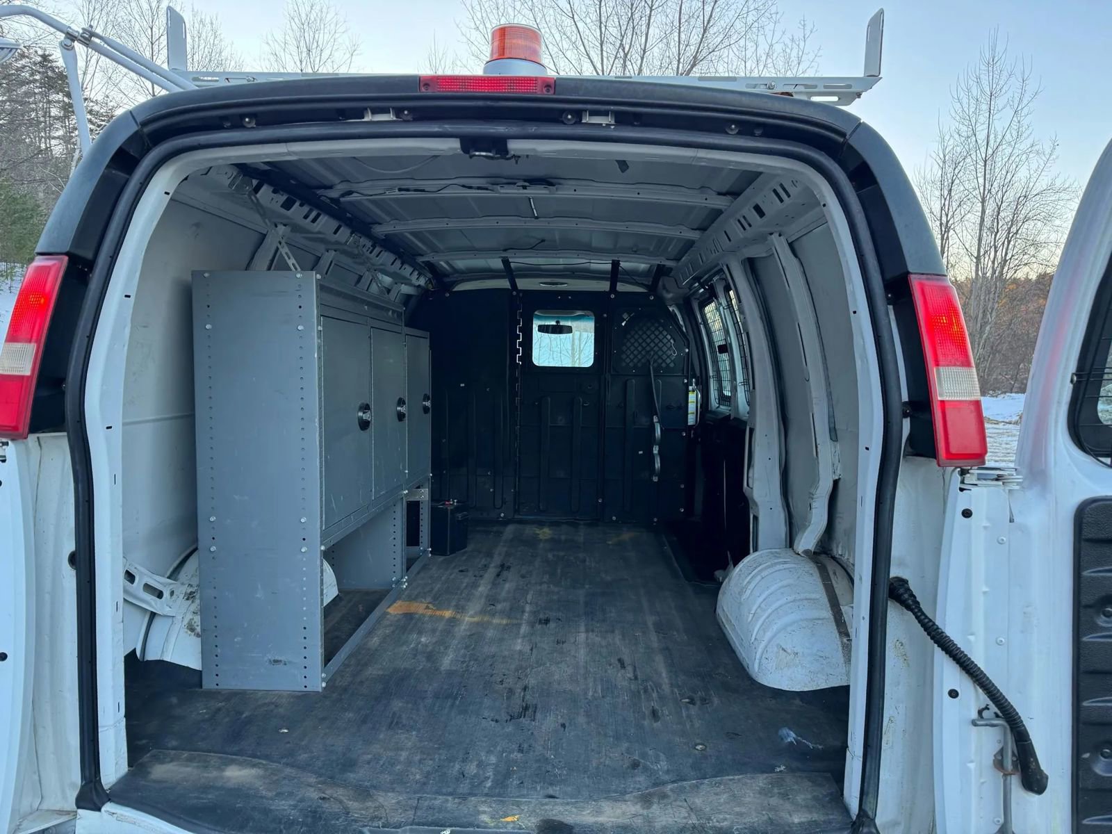 Used 2013 GMC Savana 1500 AWD image 16