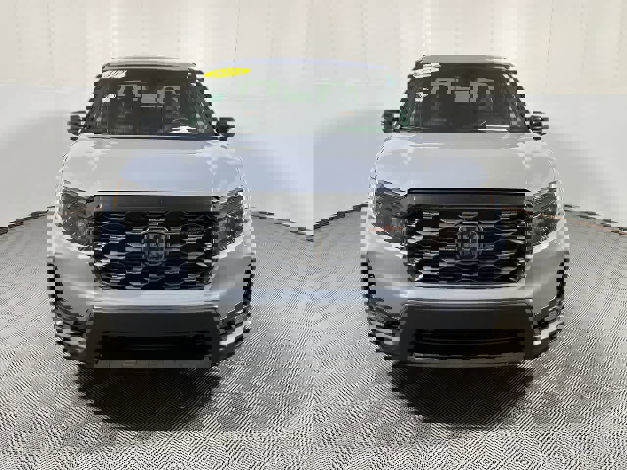 Used 2025 Honda Ridgeline TrailSport image 2