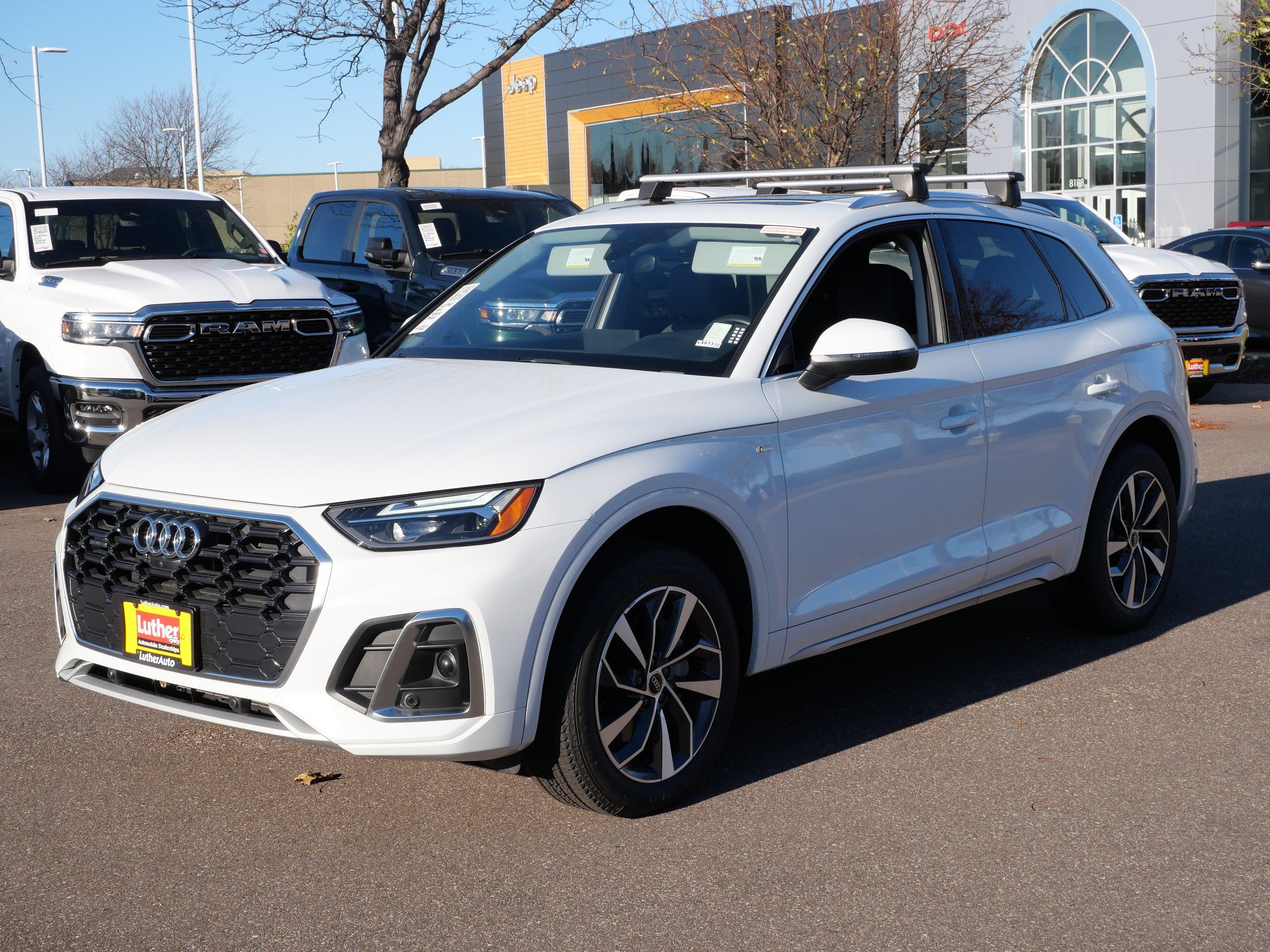 Used 2023 Audi Q5 2.0T Premium Plus AWD/4WD image 3