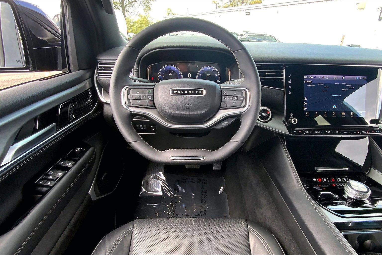 Certified 2024 Jeep Wagoneer Series II AWD/4WD image 5