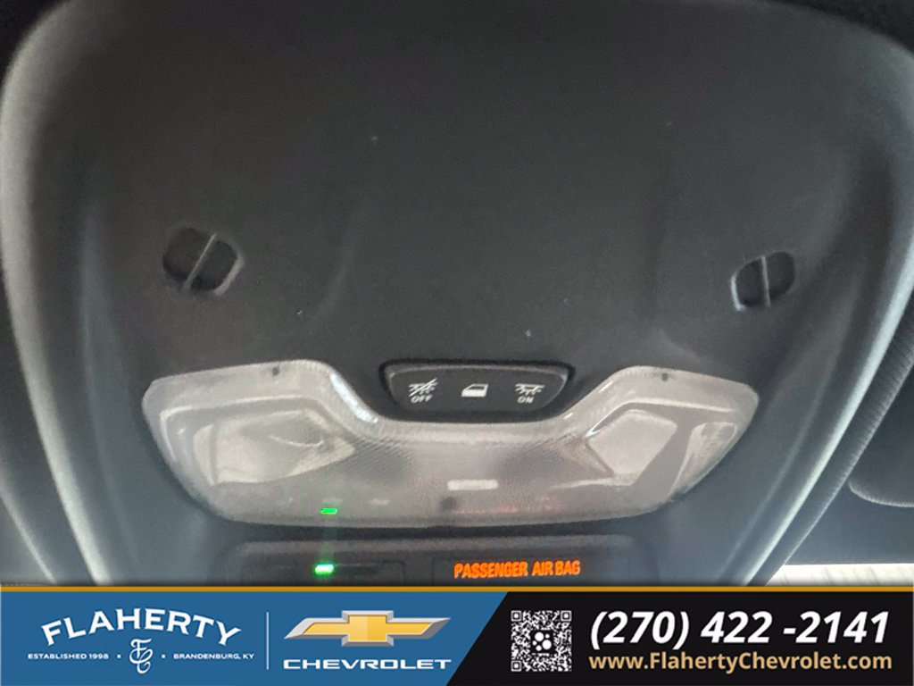 Used 2025 Chevrolet Colorado W/T w/ Advanced Trailering Package AWD/4WD image 27