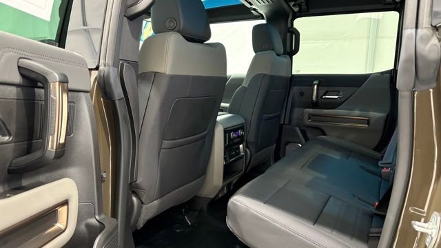 Used 2024 GMC Hummer EV 3X image 16