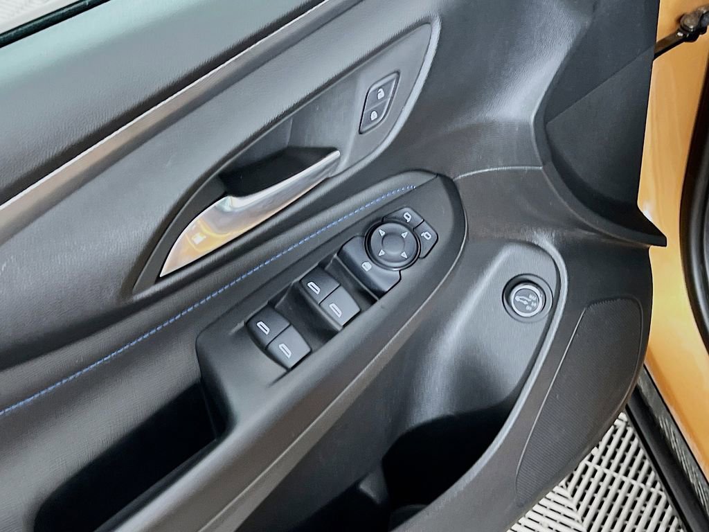 Used 2024 Buick Envista Sport Touring w/ Convenience I Package image 17