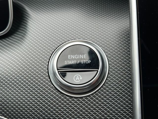Used 2024 Mercedes-Benz C 43 AMG 4MATIC Sedan image 34