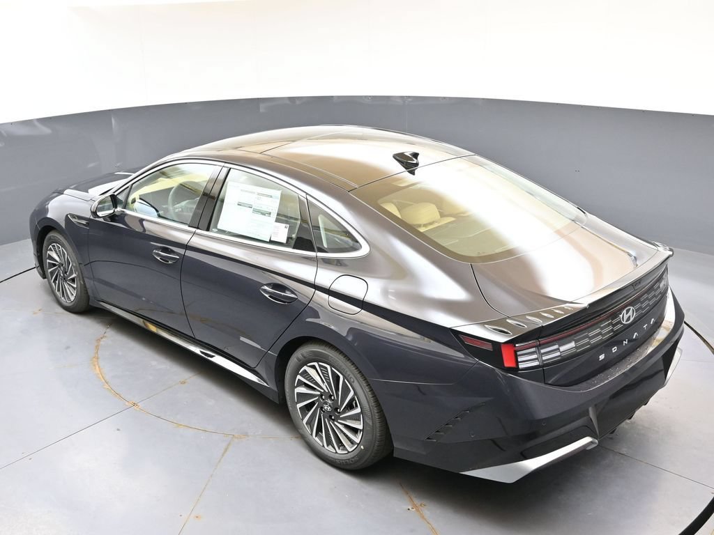 New 2026 Hyundai Sonata Limited FWD image 37