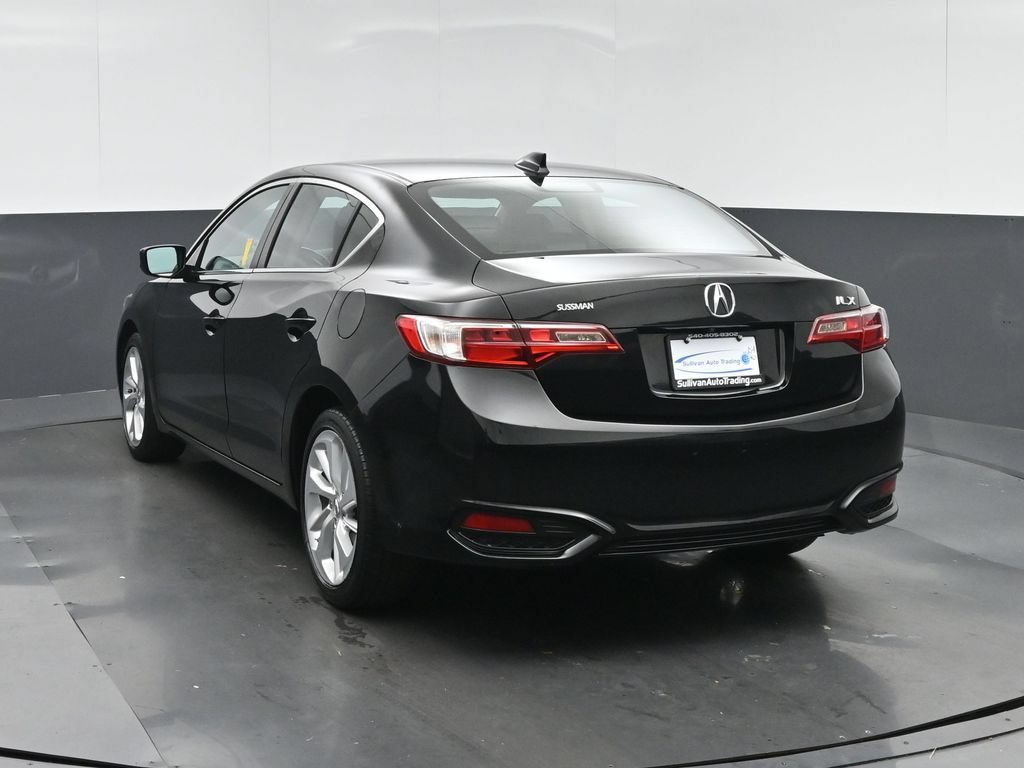 Used 2018 Acura ILX FWD image 5