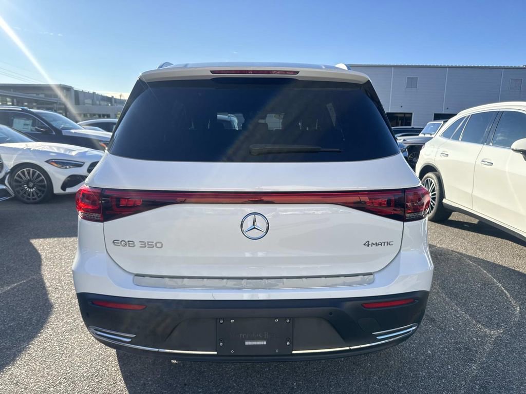 Used 2022 Mercedes-Benz EQB 350 4MATIC image 6