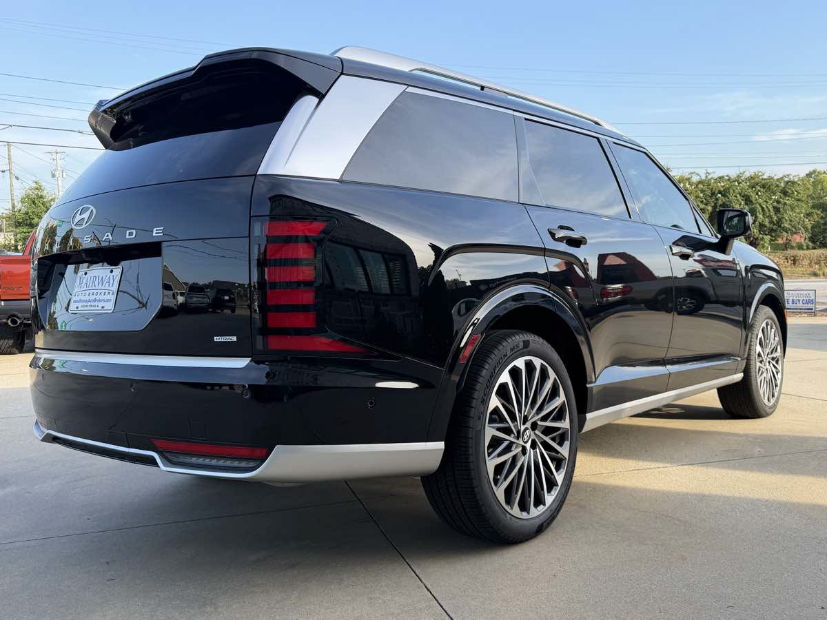 Used 2026 Hyundai Palisade Calligraphy AWD/4WD image 6