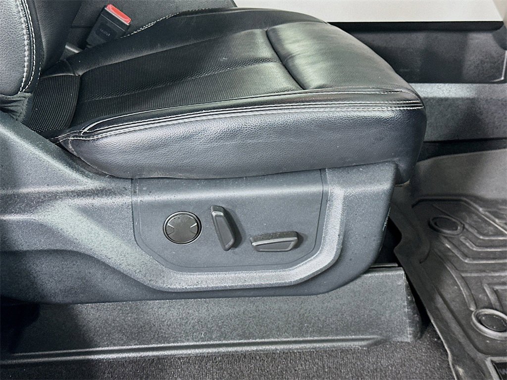 Used 2020 Ford F250 Lariat w/ Tremor Off-Road Package image 23