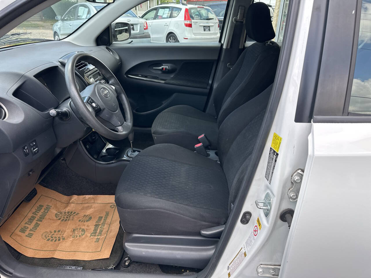 Used 2010 Scion xD FWD image 15