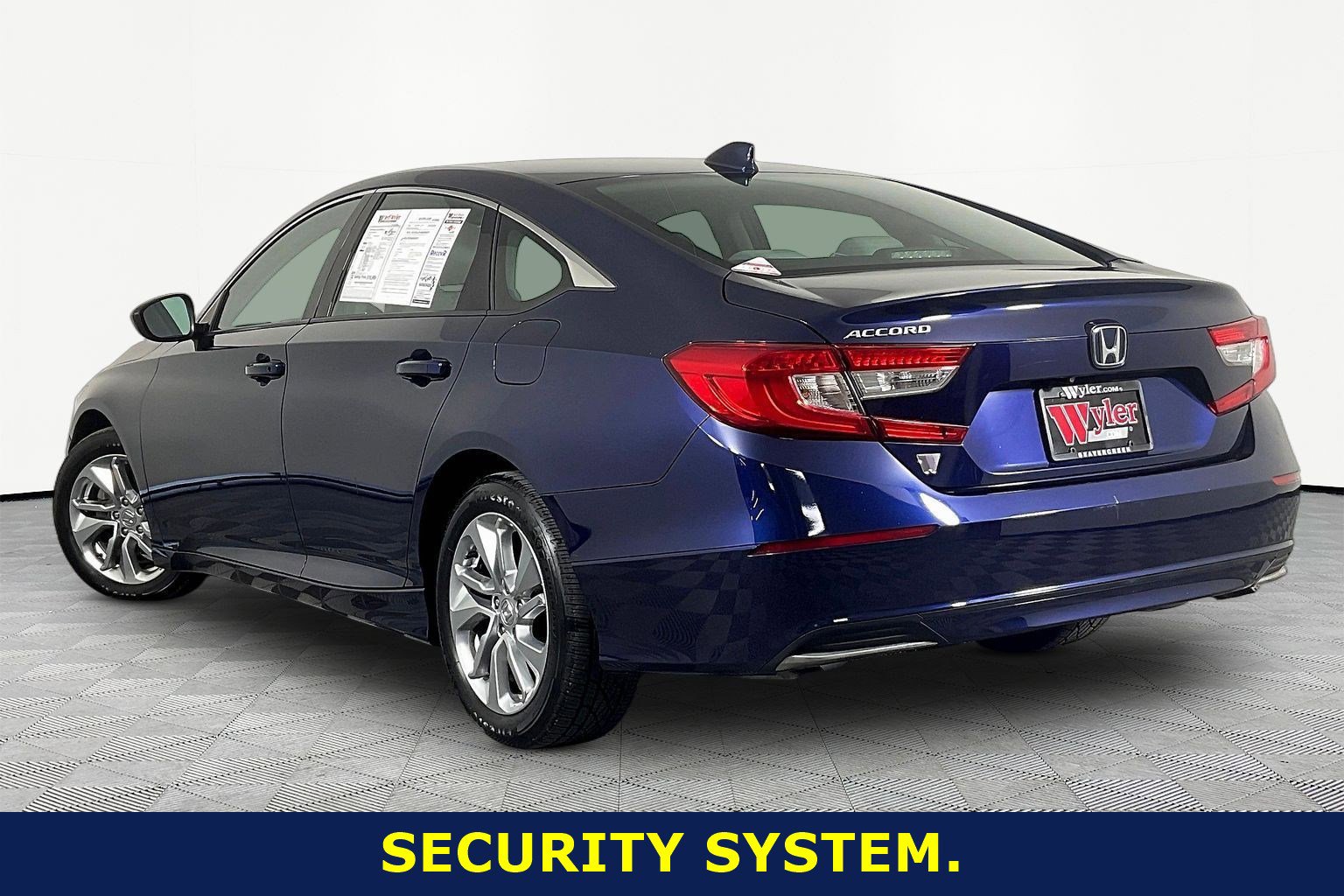 Used 2018 Honda Accord LX image 4
