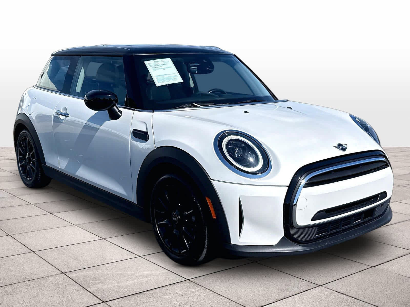 Used 2024 MINI Cooper 2-Door Hardtop FWD image 3