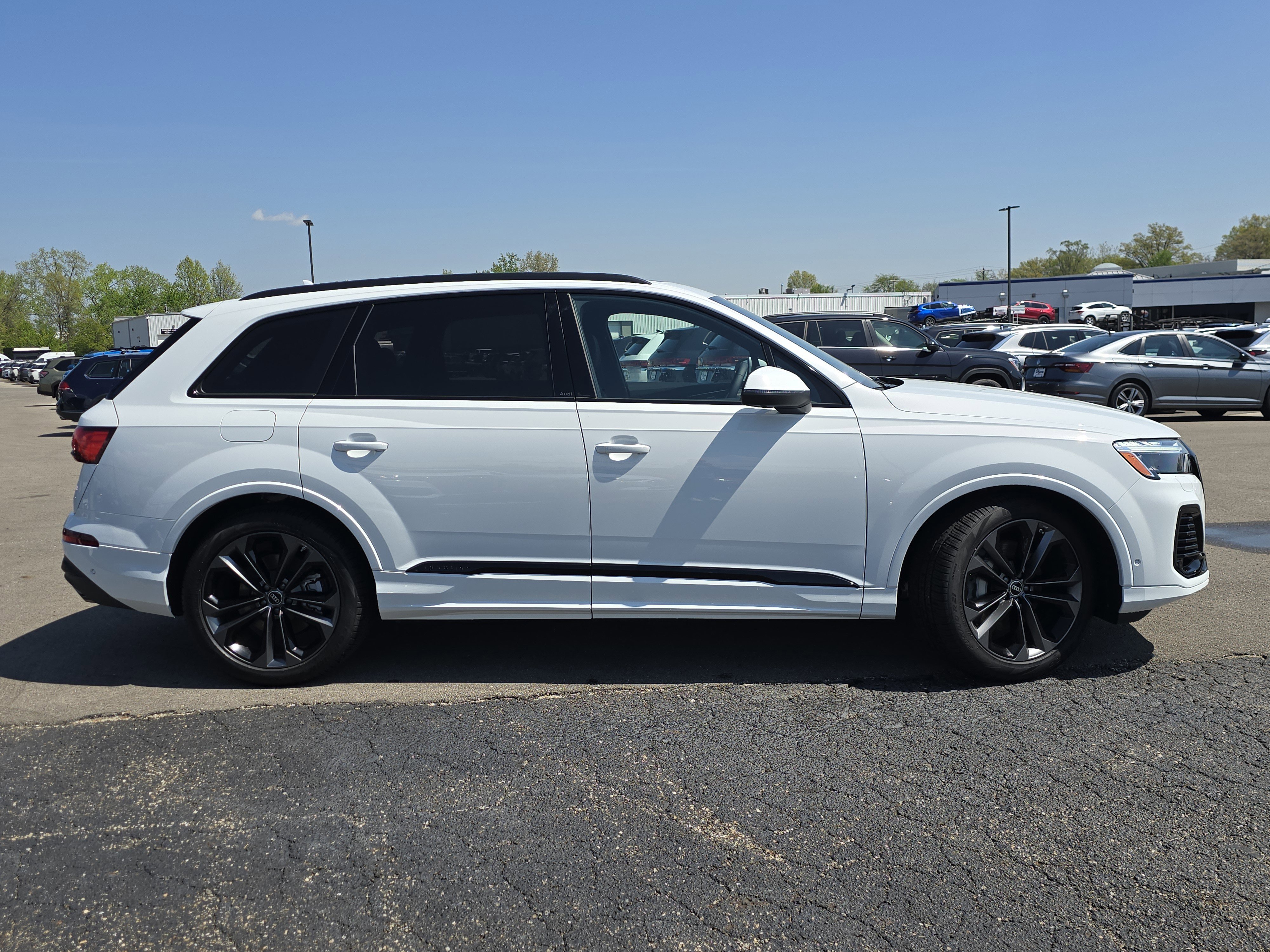 New 2026 Audi Q7 3.0T Premium Plus image 8