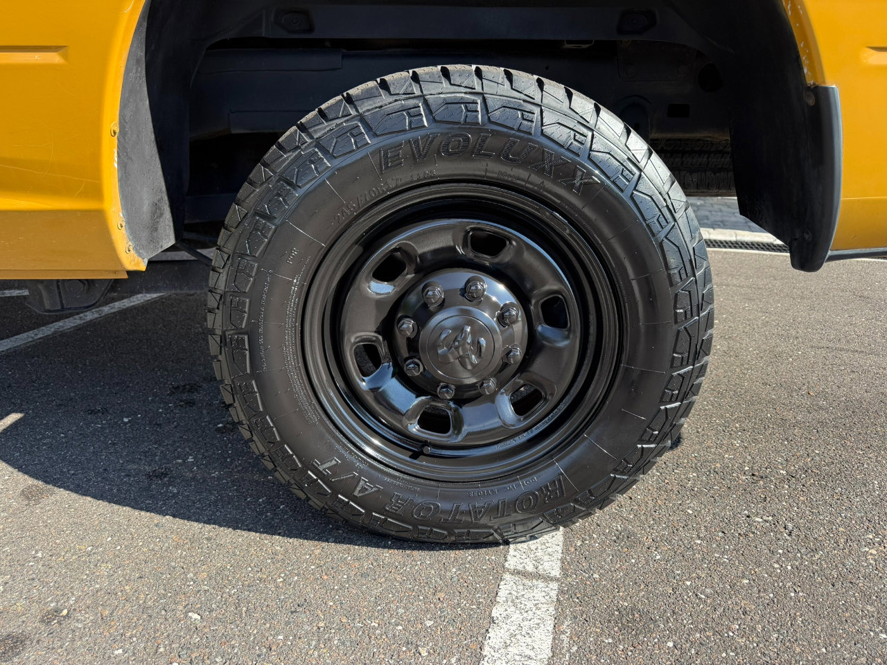 Used 2017 RAM 2500 Tradesman w/ Power & Remote Entry Group image 8