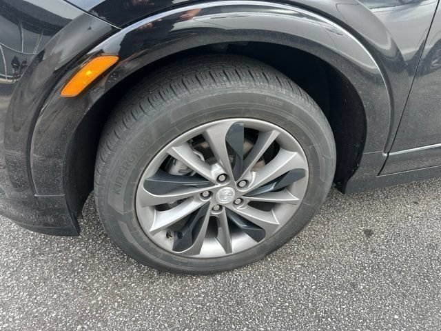 Certified 2022 Buick Encore GX Select w/ Advanced Technology Package FWD image 6