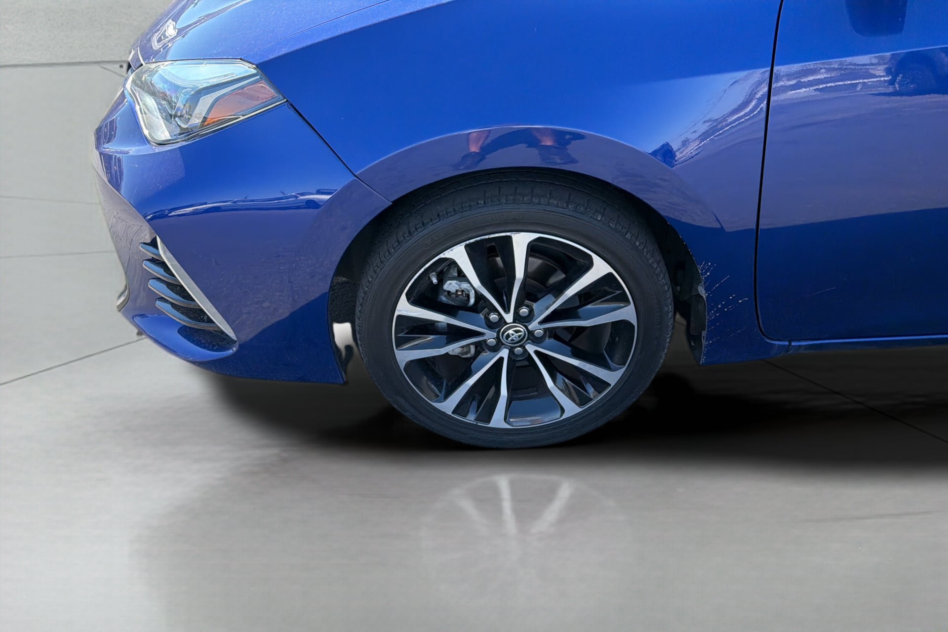 Used 2019 Toyota Corolla SE w/ Protection Package FWD image 36