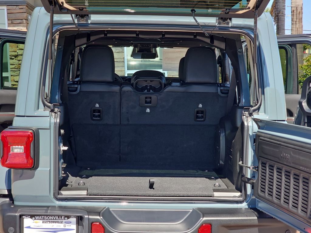 New 2026 Jeep Wrangler Unlimited Rubicon image 12