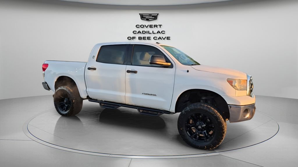 Used 2013 Toyota Tundra 4x4 CrewMax w/ Tow Pkg image 12