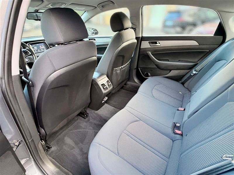 Used 2018 Hyundai Sonata SEL FWD image 11