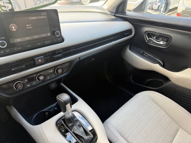 Used 2023 Honda HR-V LX image 37