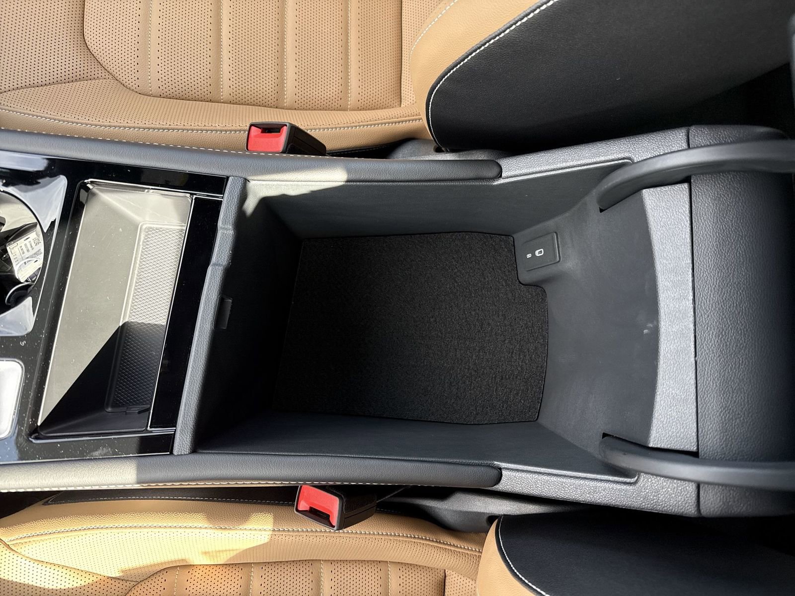 New 2026 Volkswagen Atlas Cross Sport SEL image 22