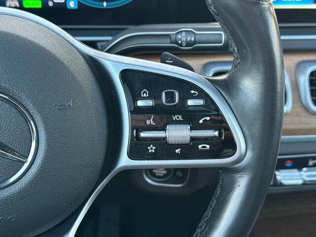 Used 2021 Mercedes-Benz GLS 450 4MATIC image 33