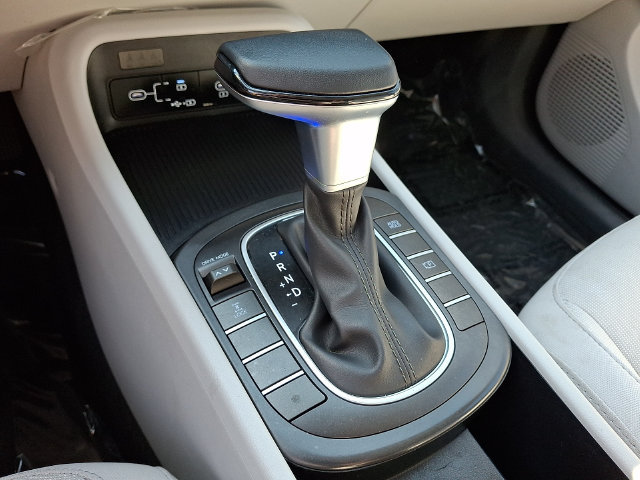 Used 2025 Hyundai Kona SEL AWD/4WD image 14