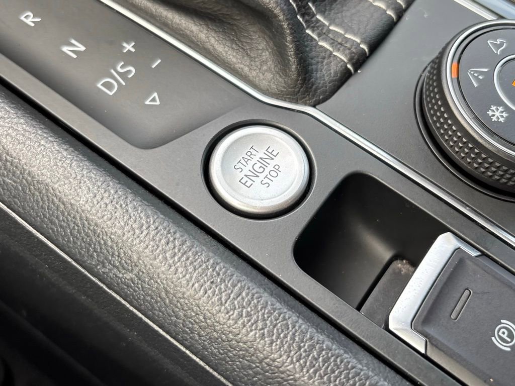 Used 2021 Volkswagen Atlas SEL image 30