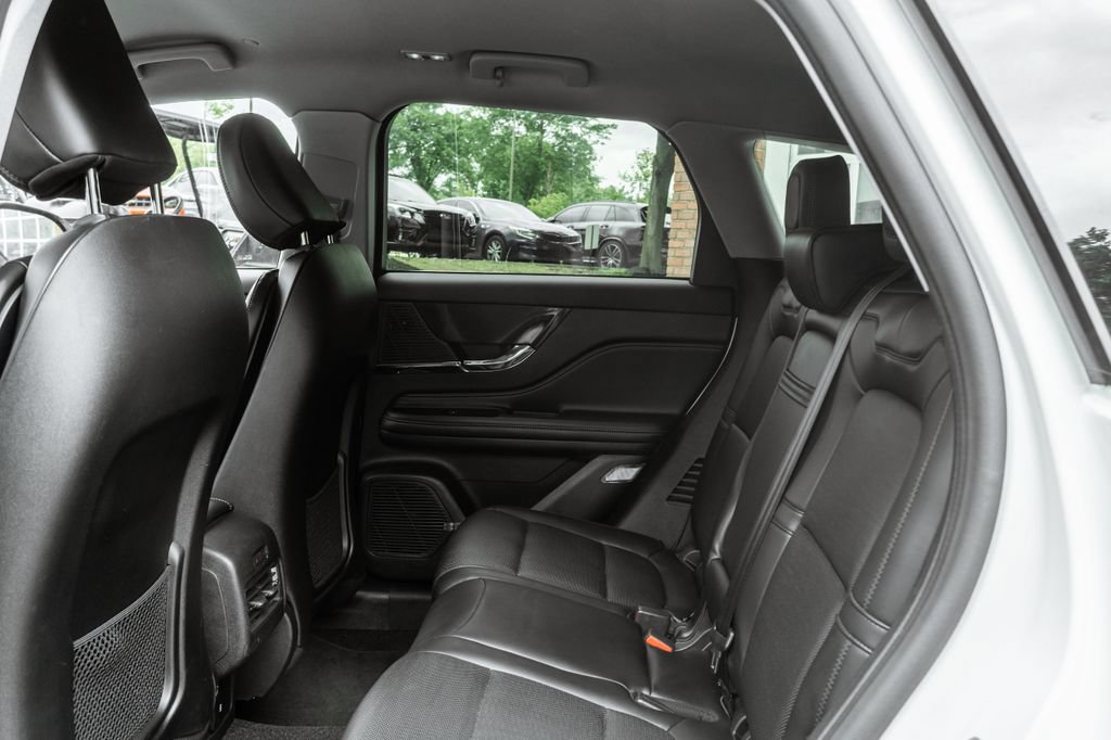 Used 2022 Lincoln Corsair AWD w/ Equipment Group 101A image 25