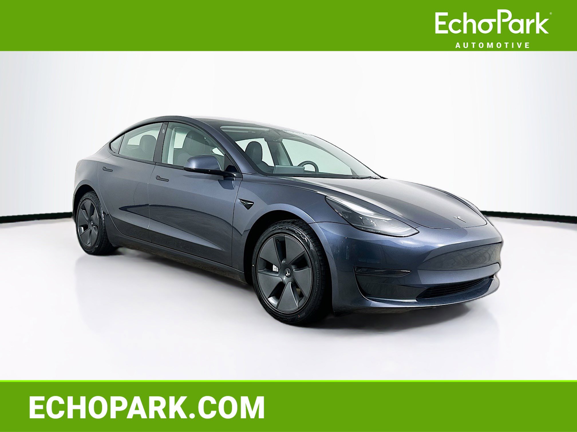 Used 2023 Tesla Model 3 Standard Range image 1