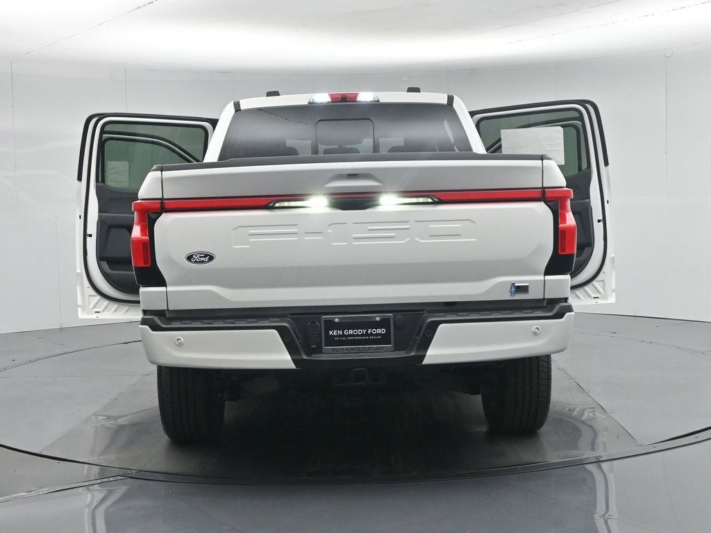 New 2025 Ford F150 Lightning Lariat w/ Max Trailer Tow Package image 32