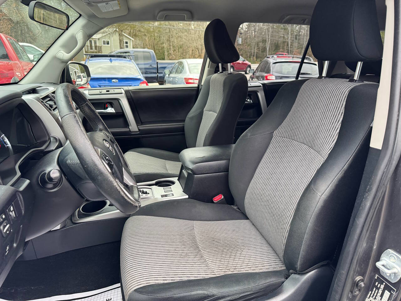 Used 2015 Toyota 4Runner SR5 image 18