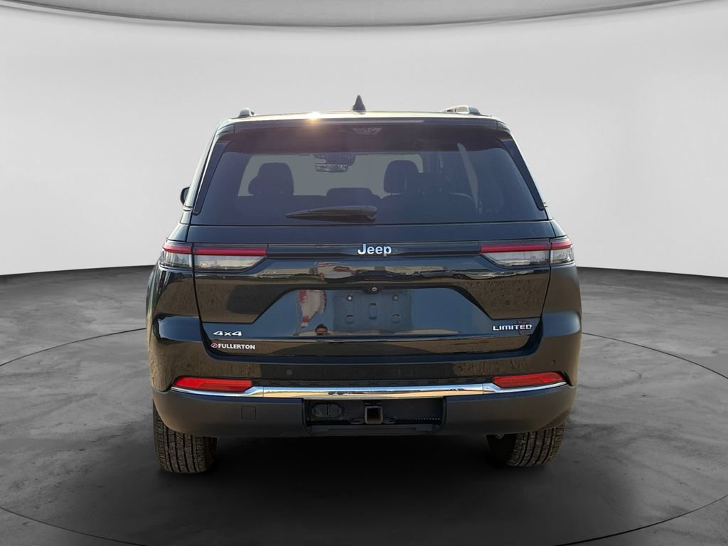 Used 2023 Jeep Grand Cherokee Limited w/ Luxury Tech Group II AWD/4WD image 8