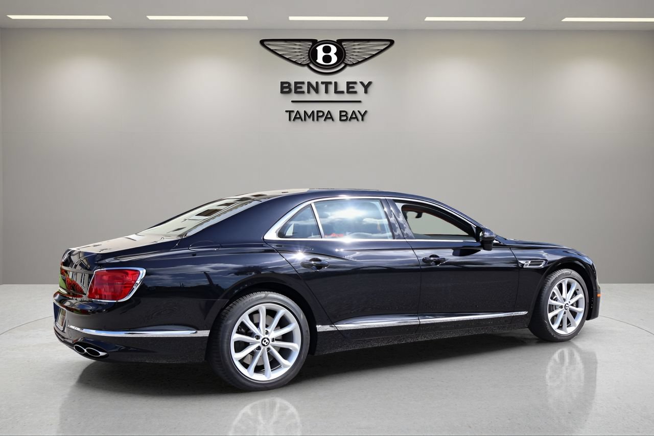 Used 2024 Bentley Flying Spur V8 AWD/4WD image 9