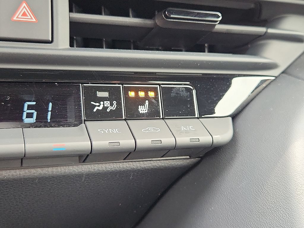Certified 2023 Toyota Crown AWD/4WD image 26