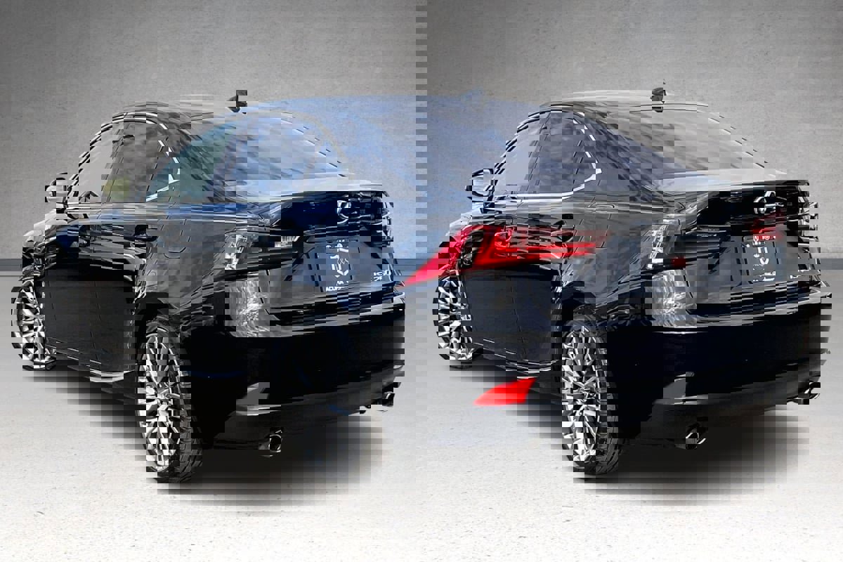 Used 2015 Lexus IS 250 w/ Navigation System Package image 32