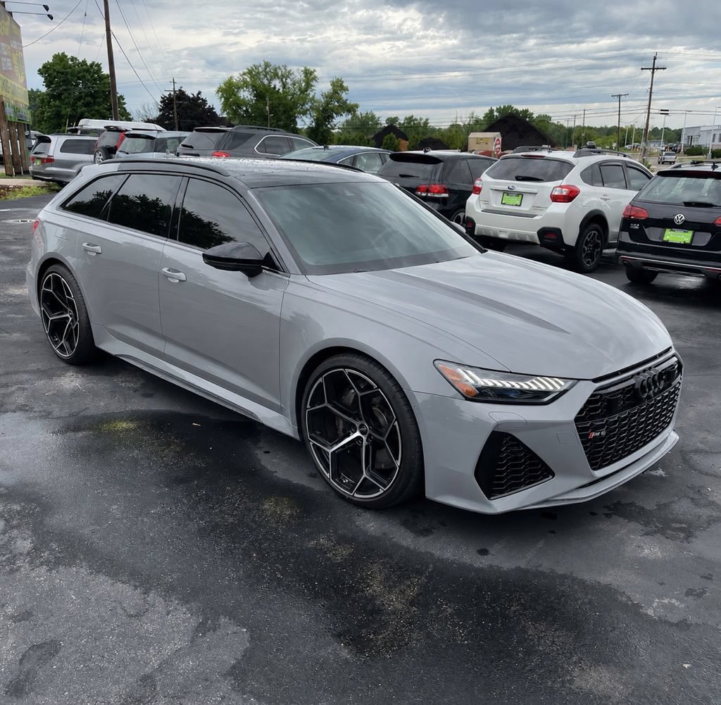 Used 2022 Audi RS 6 AWD/4WD image 2