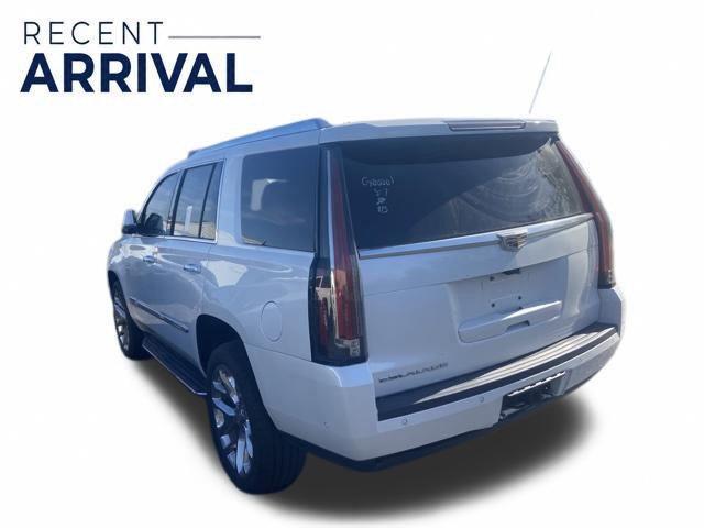 Used 2020 Cadillac Escalade Luxury AWD/4WD image 5