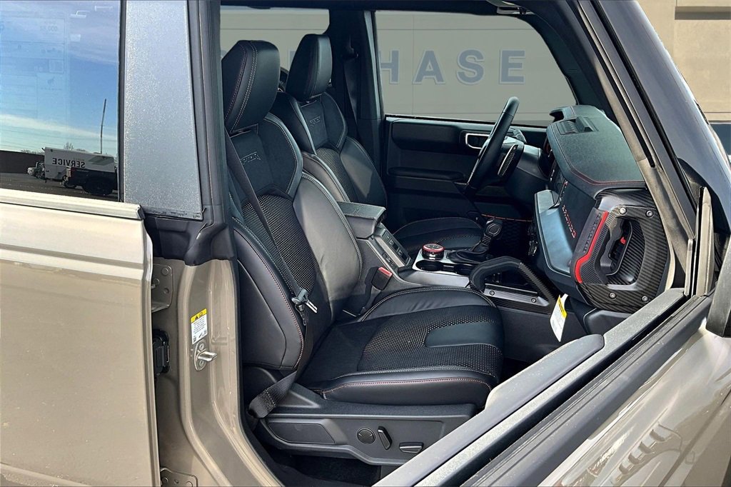 New 2025 Ford Bronco Raptor image 11