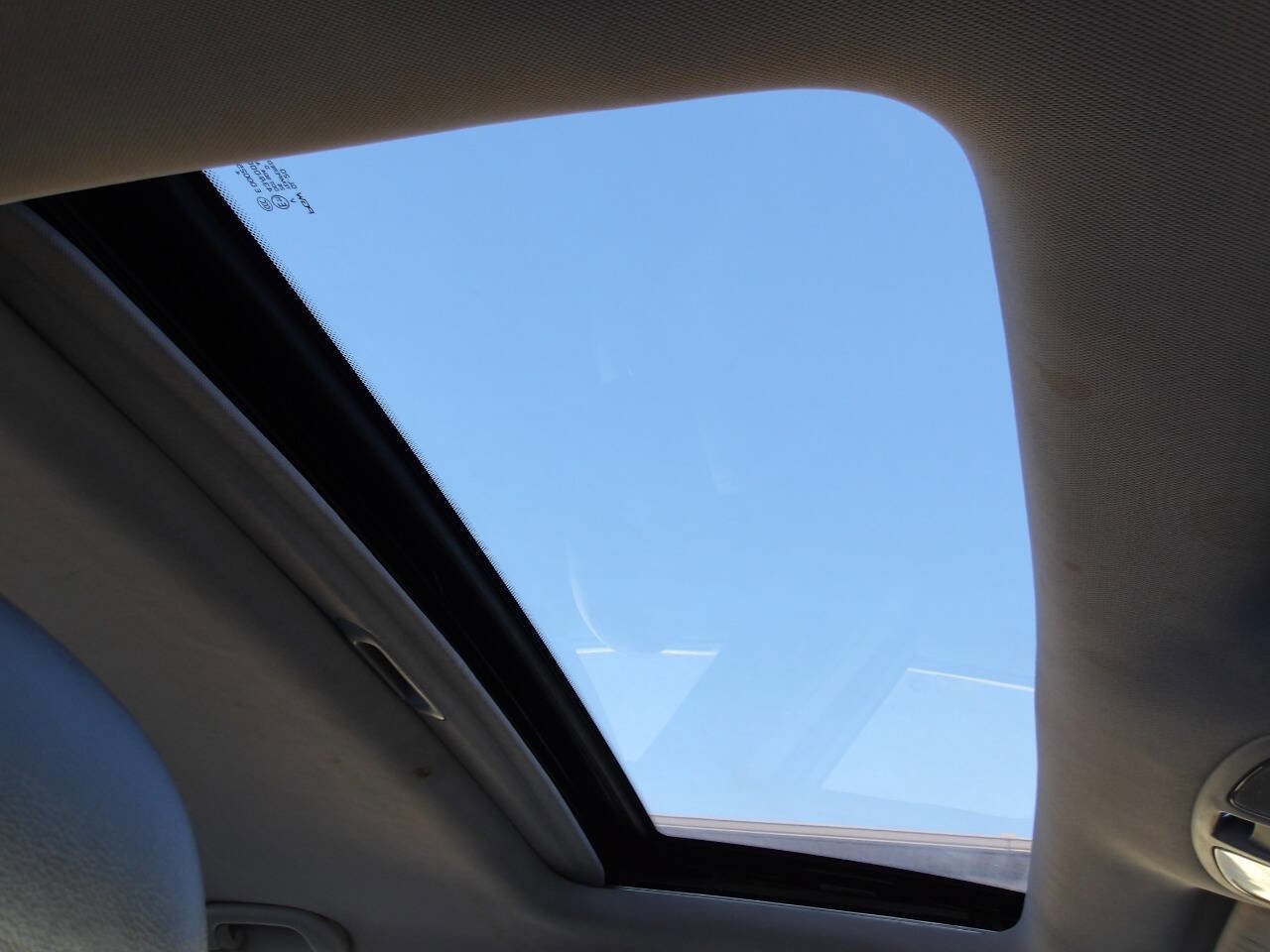 Used 2011 Hyundai Sonata Limited w/ Navigation Pkg 5 image 5