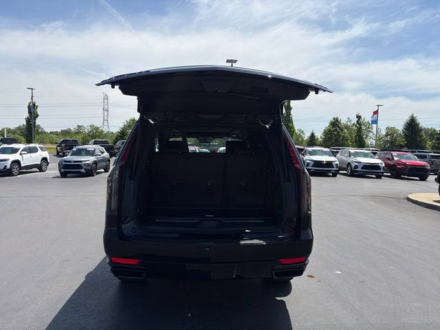 Certified 2023 Cadillac Escalade Sport Platinum w/ LPO, ONYX Package AWD/4WD image 21