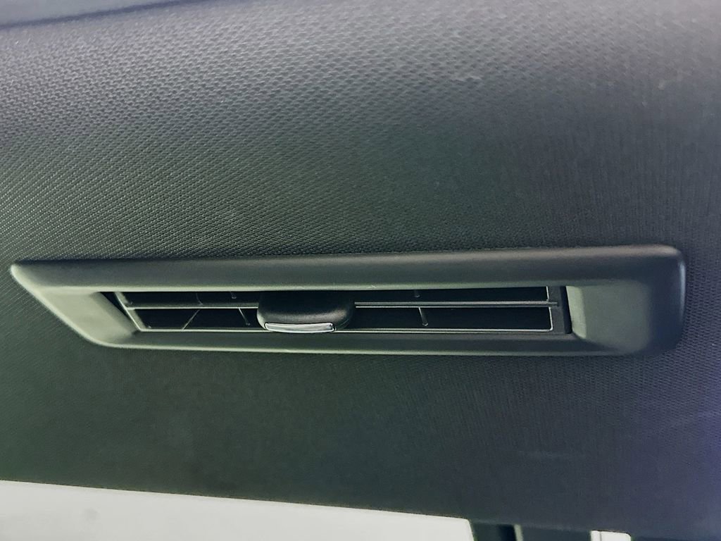 Used 2024 Chevrolet Traverse RS image 26