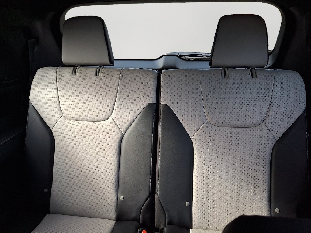 Certified 2026 Lexus TX 500h AWD w/ Technology Package image 13