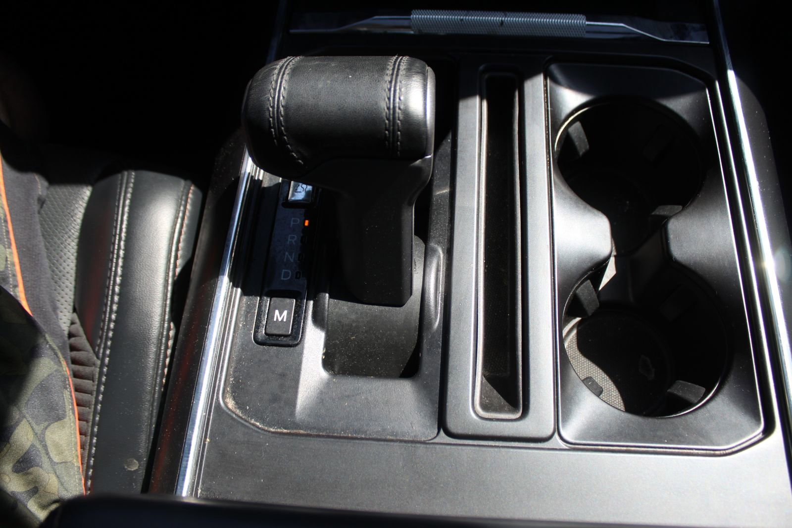 Used 2022 Ford F150 Raptor w/ Equipment Group 801A High AWD/4WD image 40